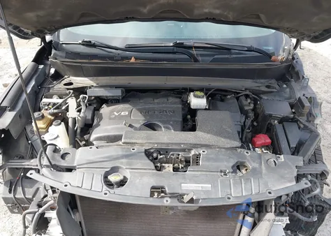 2017 Nissan Pathfinder Platinum z USA, uszkodzony, nr VIN 5N1DR2MM3HC623246